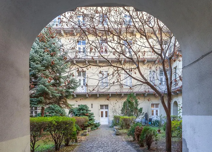 M&m - Bazilika * بودابست