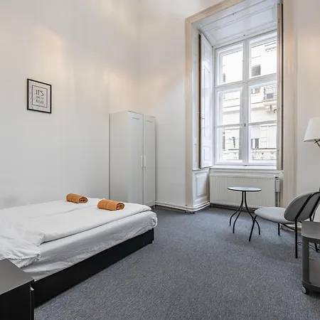 M&m - Bazilika Appartement *